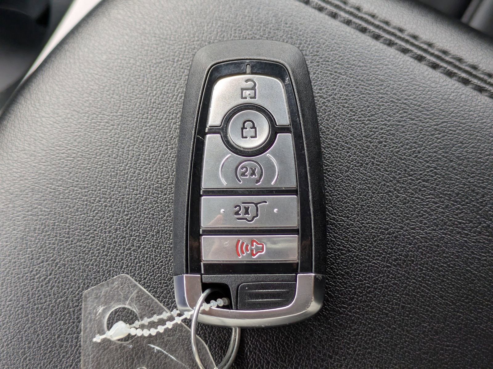 Certified 2024 Ford Edge SEL w/ Convenience Package image 32