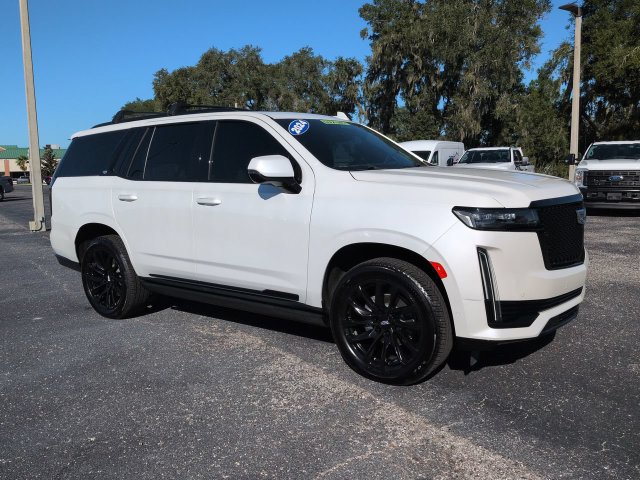 Used 2024 Cadillac Escalade Sport Platinum w/ LPO, ONYX Package AWD/4WD image 2