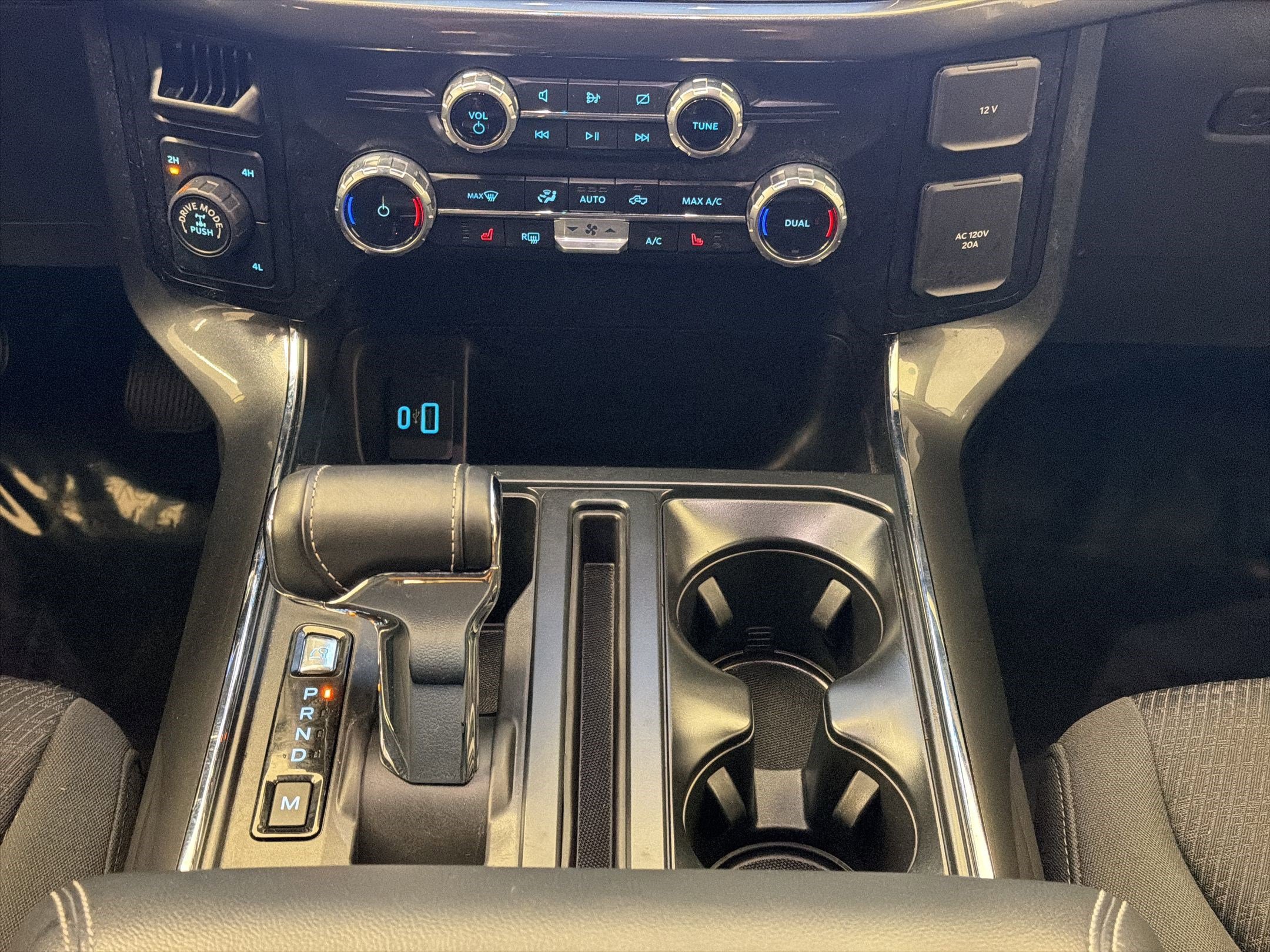 Certified 2023 Ford F150 XLT w/ Equipment Group 302A High image 18