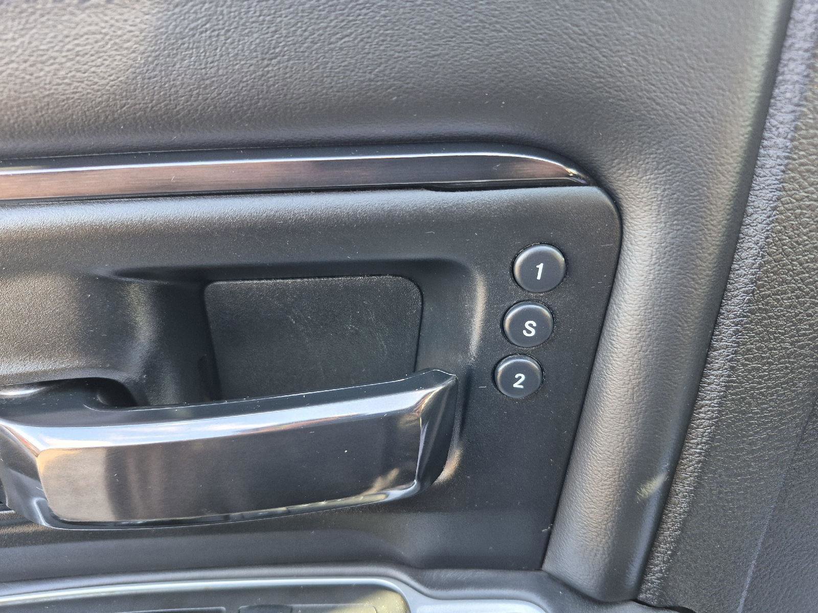 Used 2022 RAM 3500 Limited image 16