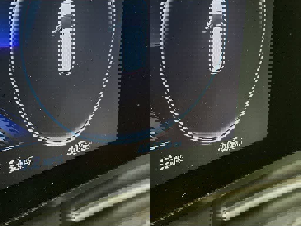 Used 2023 Kia Carnival SX Prestige image 23