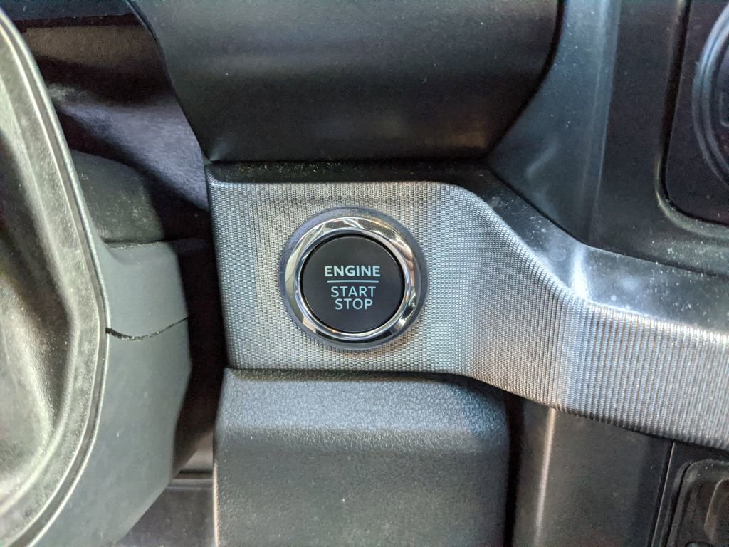 Certified 2024 Ford F250 Platinum image 32