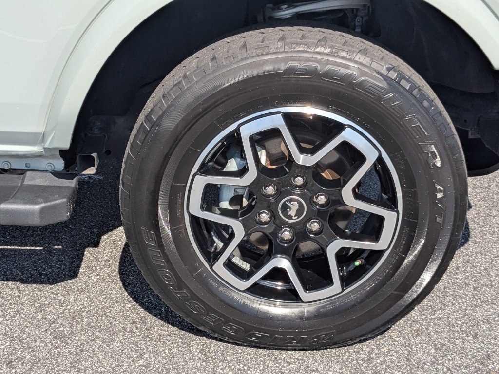 Certified 2024 Ford Bronco Outer Banks AWD/4WD image 12