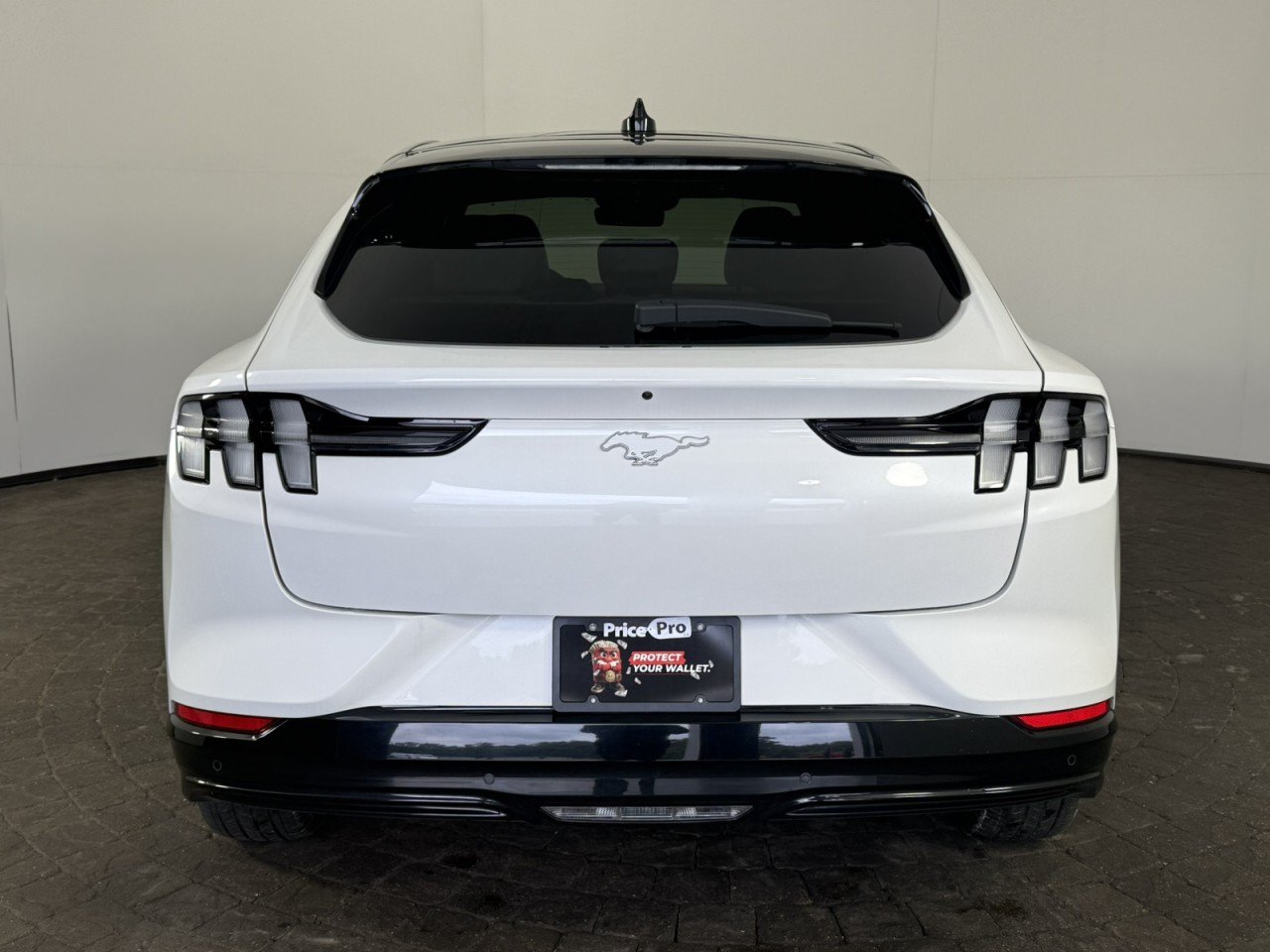 Certified 2022 Ford Mustang Mach-E Premium w/ Ice White Appearance Package AWD/4WD image 6