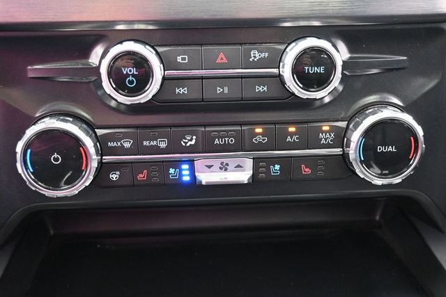 Certified 2025 Ford F250 Lariat w/ Lariat Ultimate Package AWD/4WD image 22