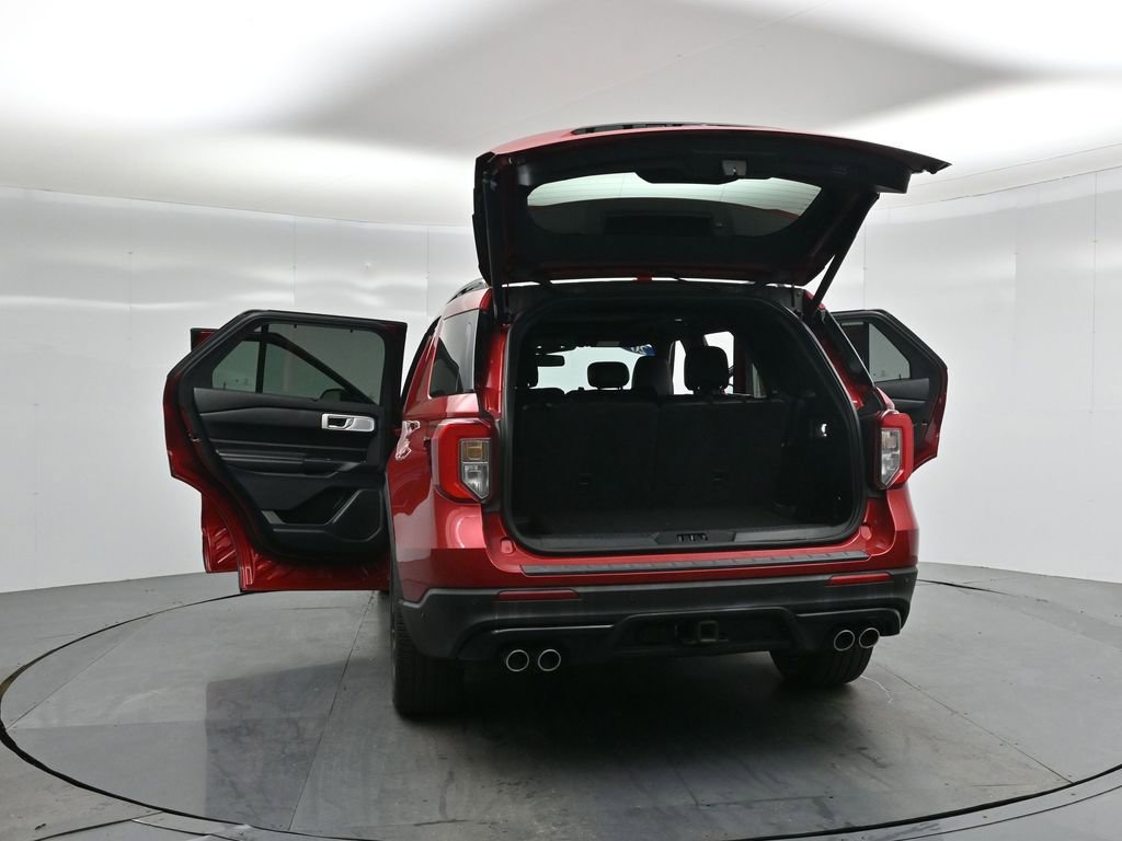 Certified 2020 Ford Explorer ST w/ ST Street Pack image 31