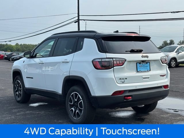 Used 2024 Jeep Compass Trailhawk AWD/4WD image 6