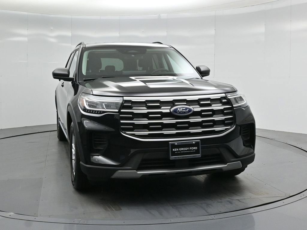 Certified 2025 Ford Explorer Active image 54
