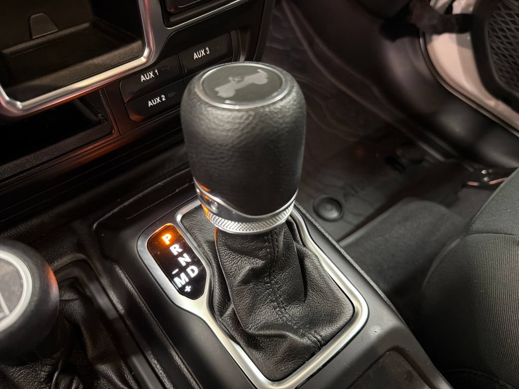 Used 2021 Jeep Wrangler Unlimited Sport AWD/4WD image 27