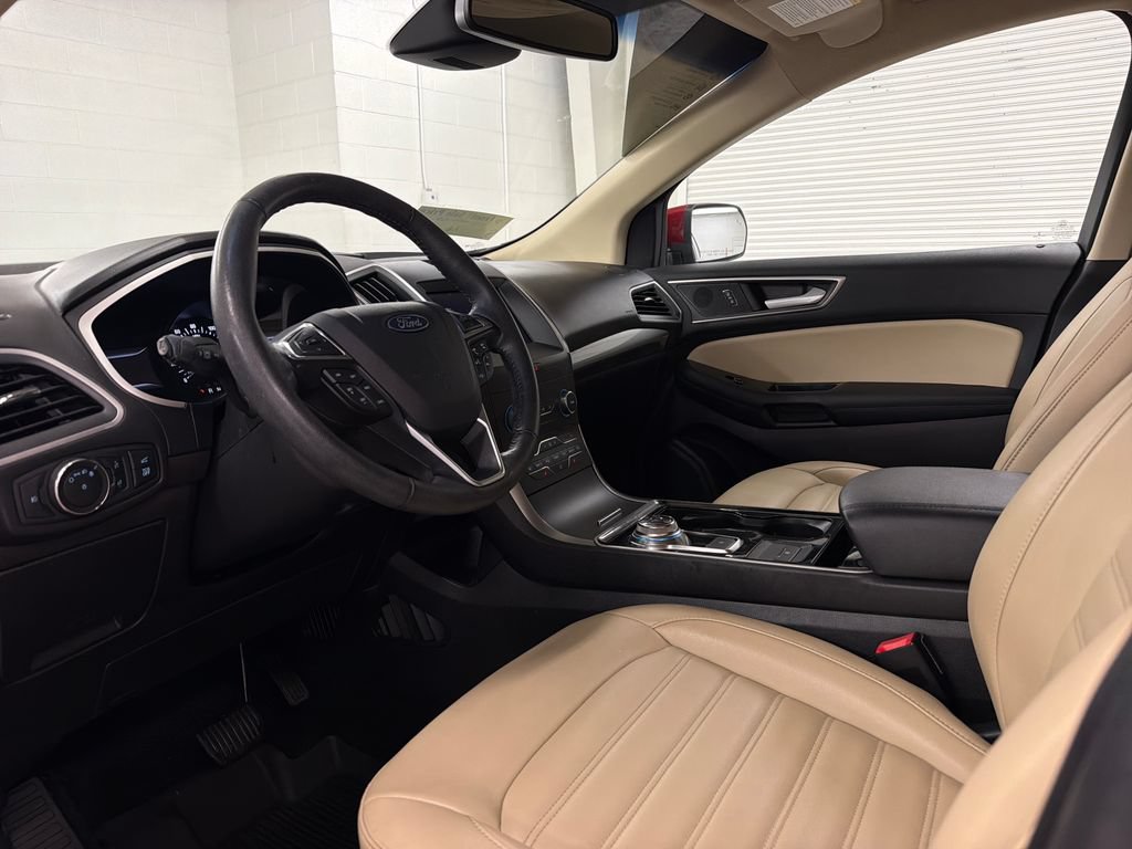 Certified 2020 Ford Edge SEL w/ Convenience Package FWD image 6