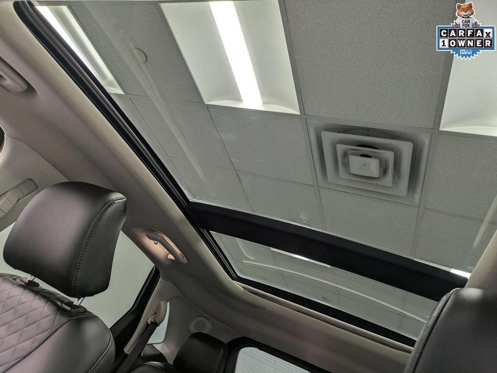 Certified 2023 Ford Edge Titanium AWD/4WD image 22