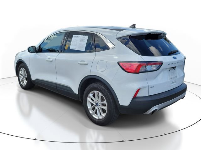 Certified 2020 Ford Escape SE image 2