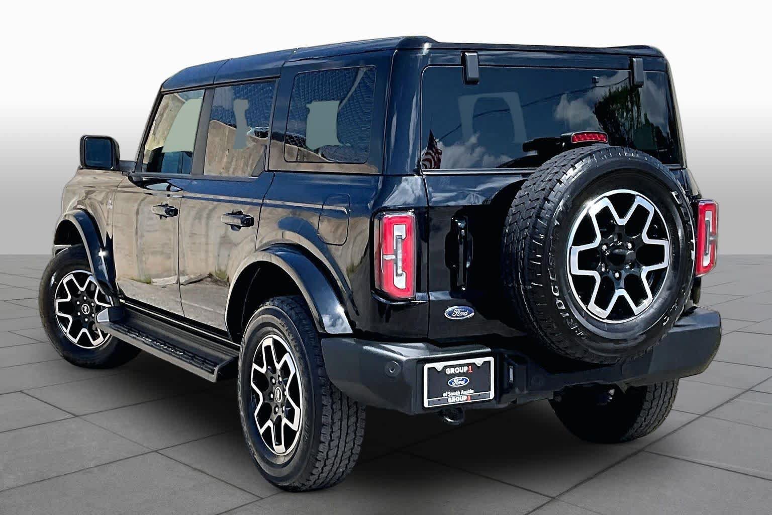 Certified 2025 Ford Bronco Outer Banks AWD/4WD image 6