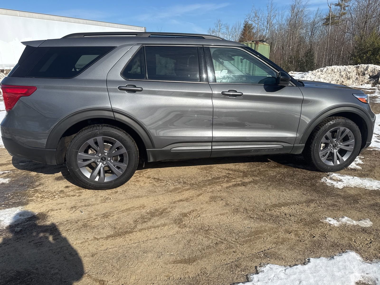 Certified 2022 Ford Explorer XLT w/ Equipment Group 202A image 6