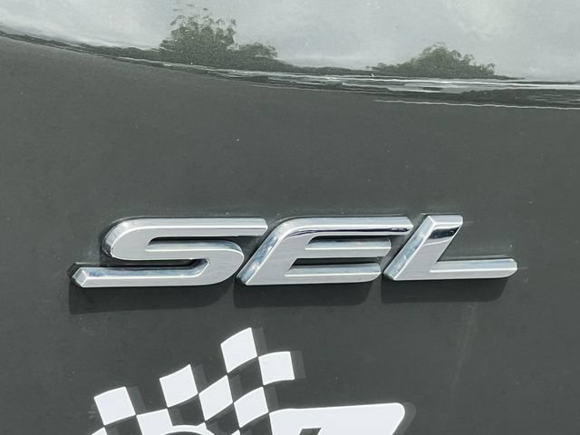 Certified 2024 Ford Edge SEL w/ Convenience Package AWD/4WD image 2