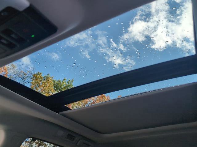 Used 2022 Nissan Pathfinder Platinum w/ Cargo Package image 33