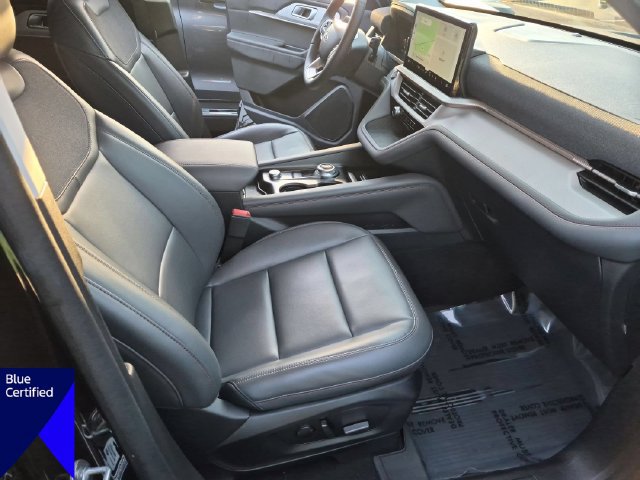 Certified 2025 Ford Explorer Active w/ Active Comfort Package RWD image 35