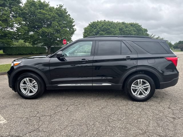Certified 2023 Ford Explorer XLT w/ Equipment Group 202A AWD/4WD image 7