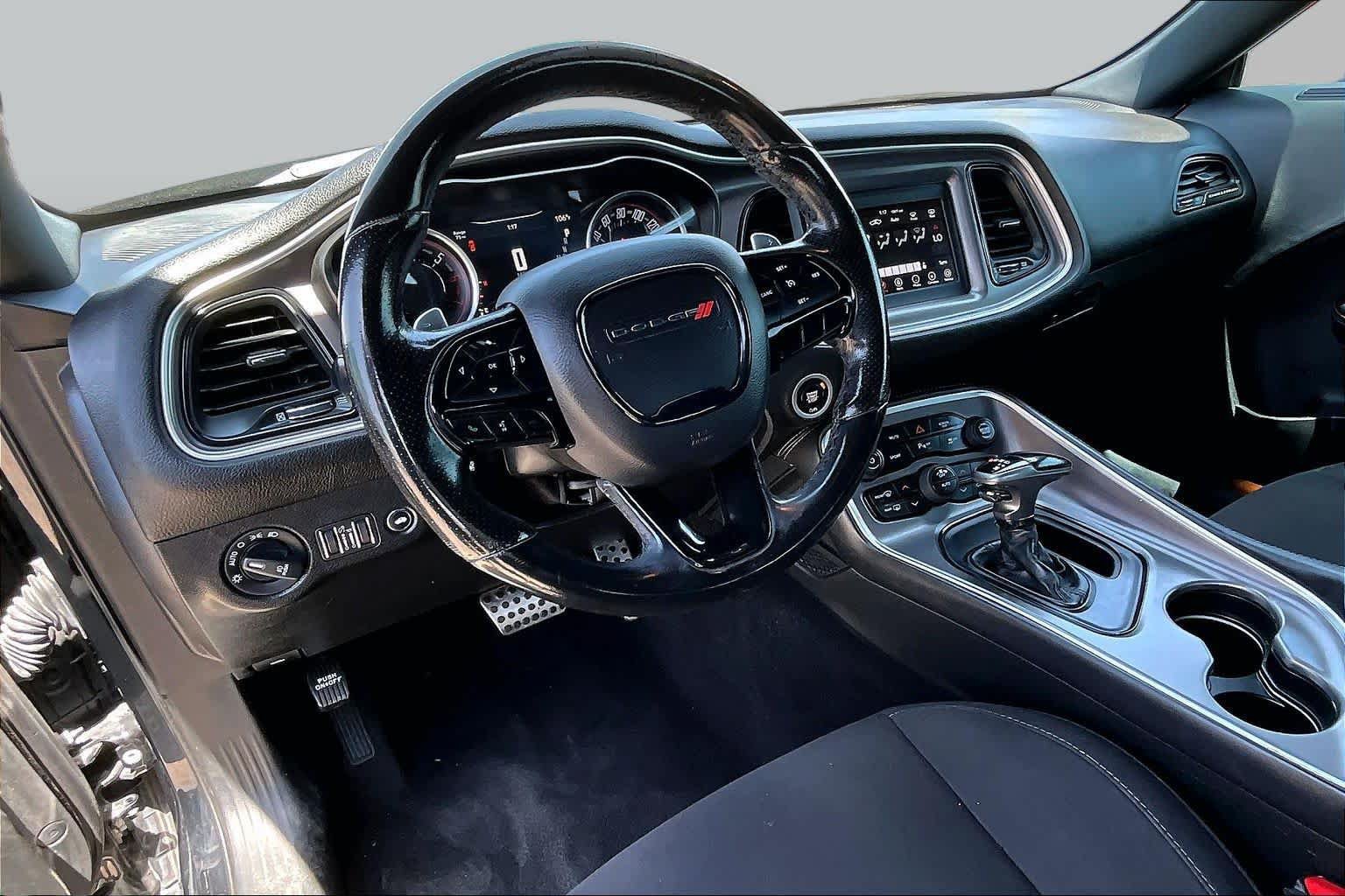 Used 2019 Dodge Challenger R/T RWD image 6