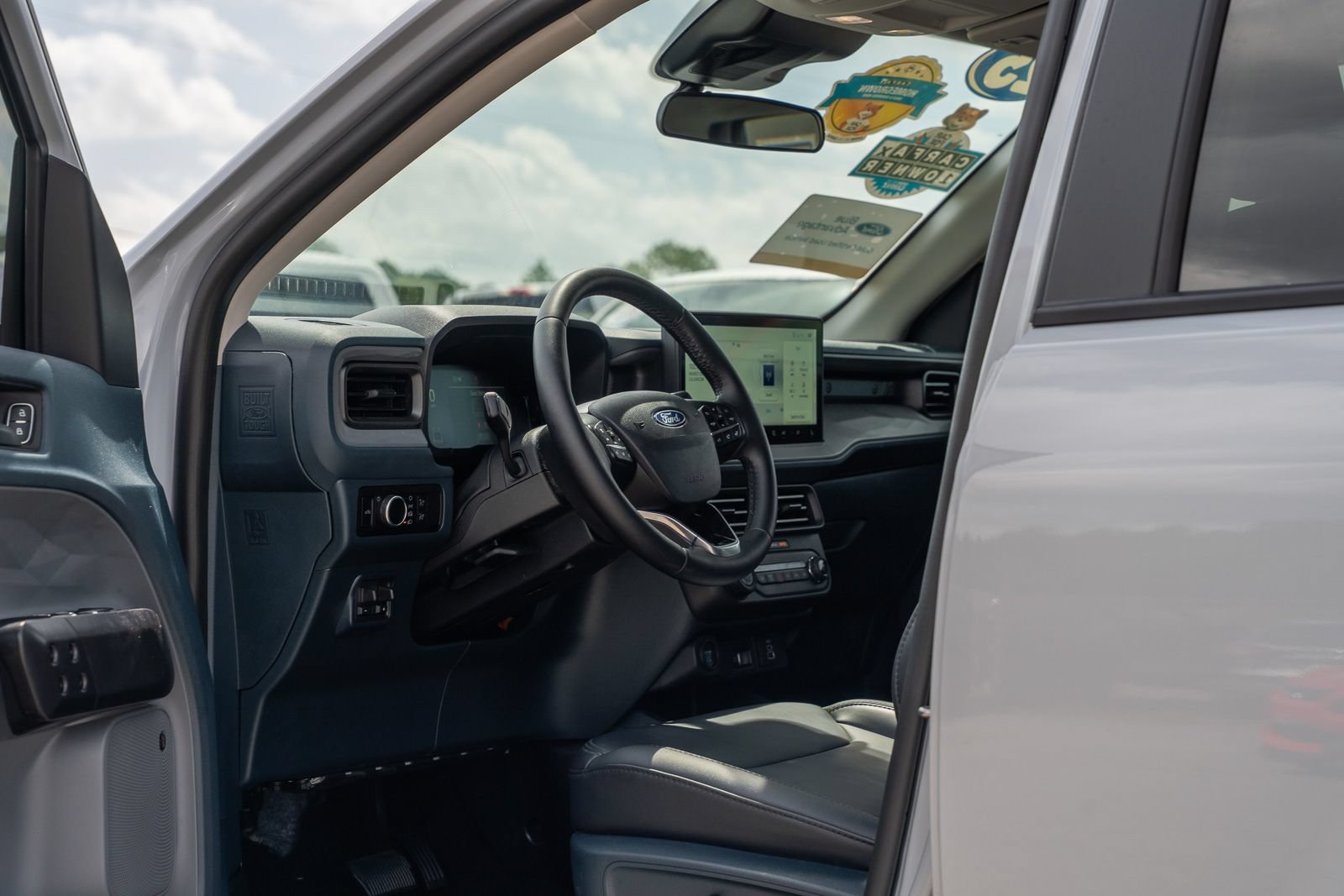 Certified 2025 Ford Maverick Lariat w/ Black Appearance Package AWD/4WD image 20