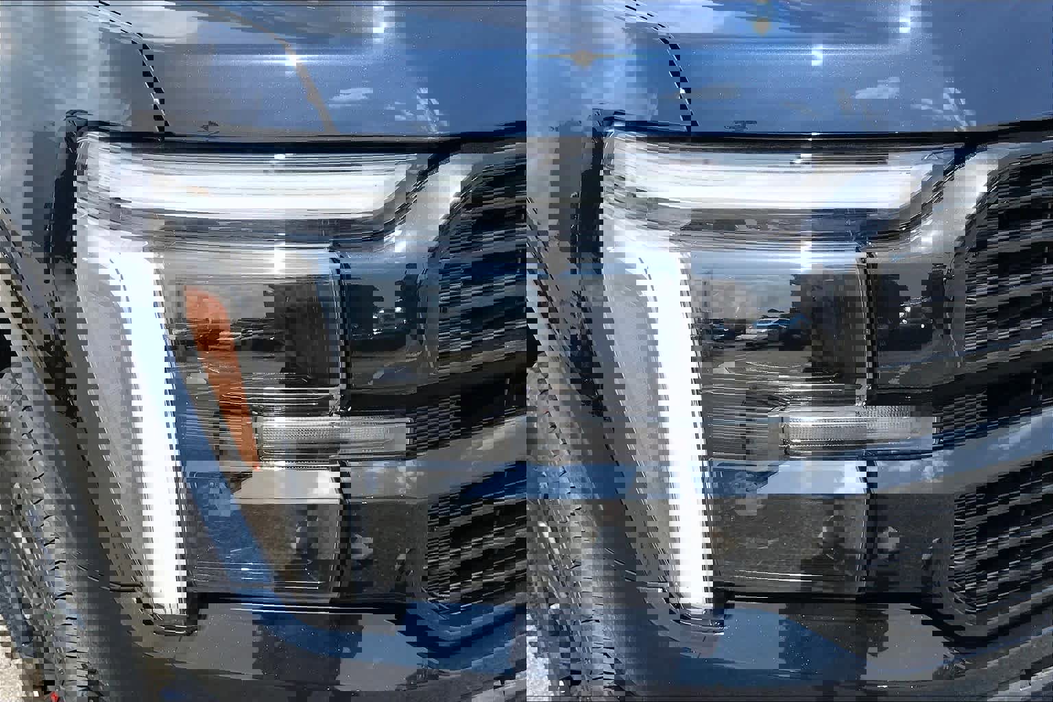 Certified 2024 Ford F150 Platinum w/ FX4 Off-Road Package image 13