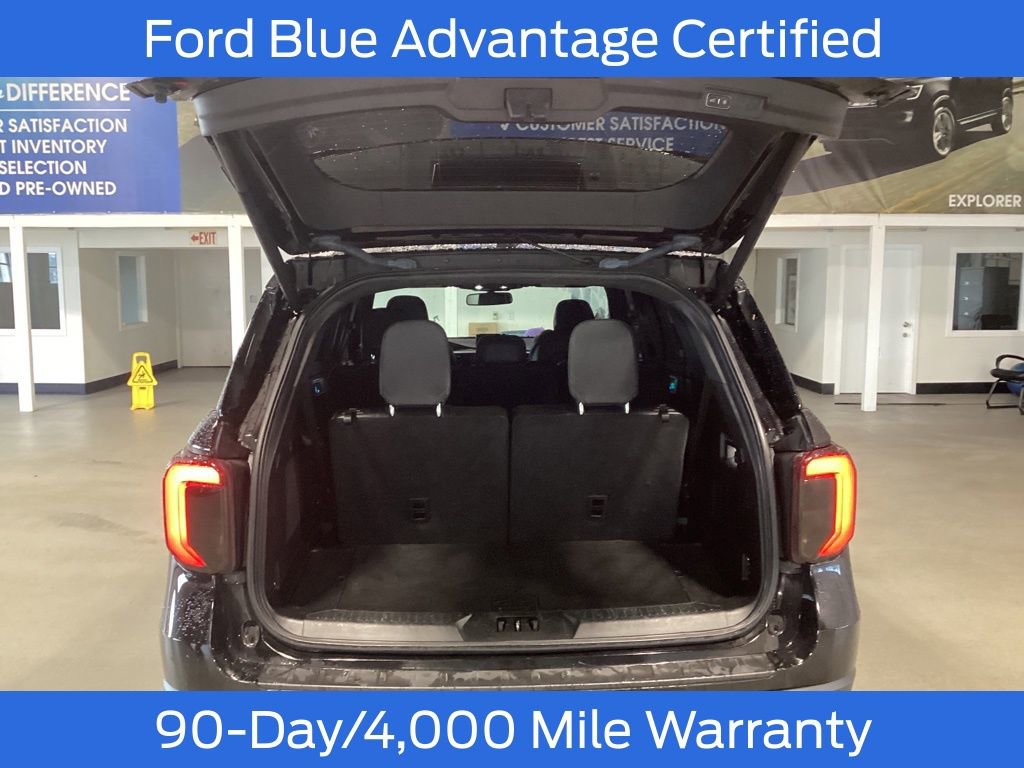 Certified 2020 Ford Explorer ST w/ ST Street Pack image 6