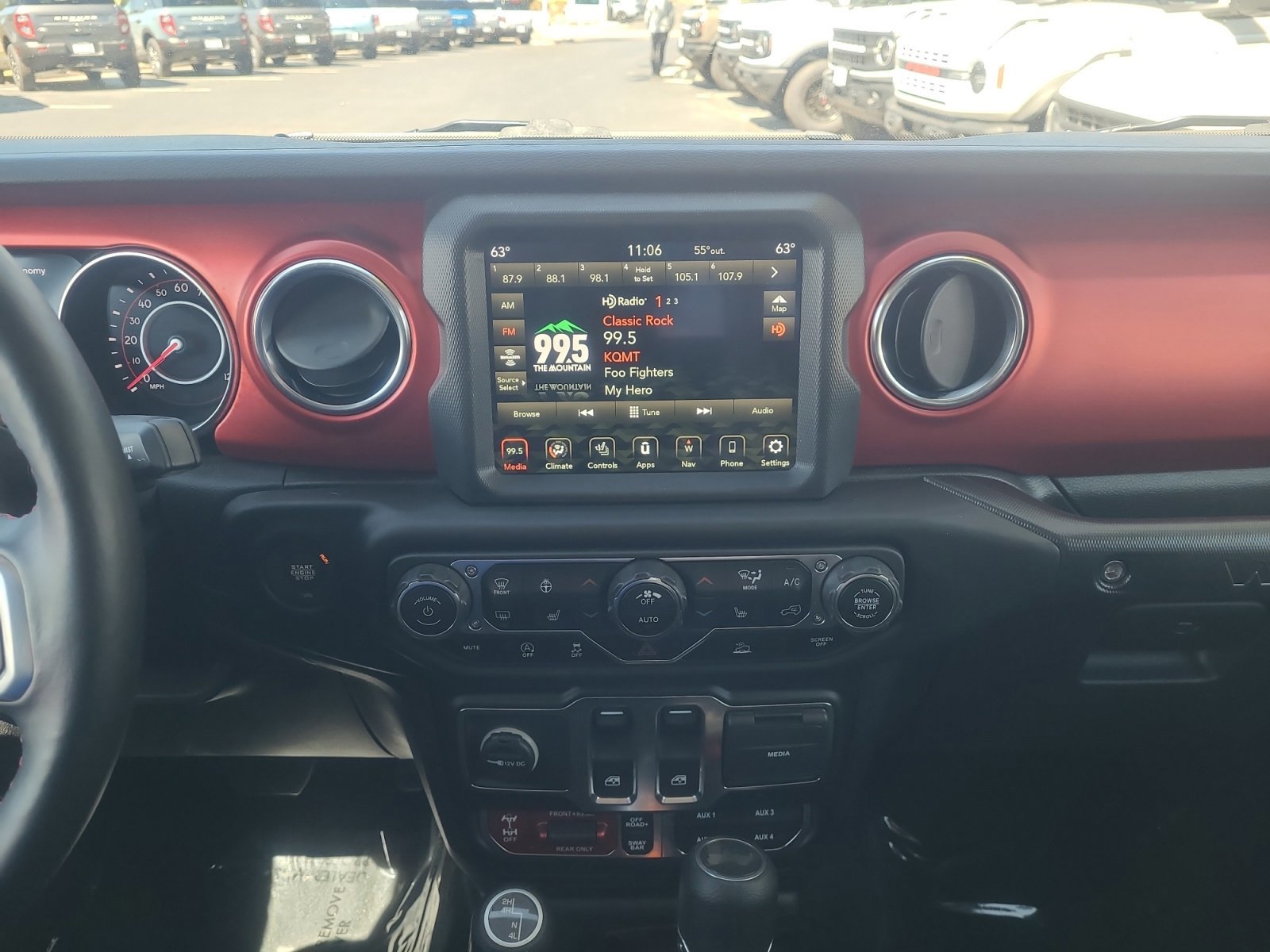 Used 2021 Jeep Wrangler Rubicon AWD/4WD image 12