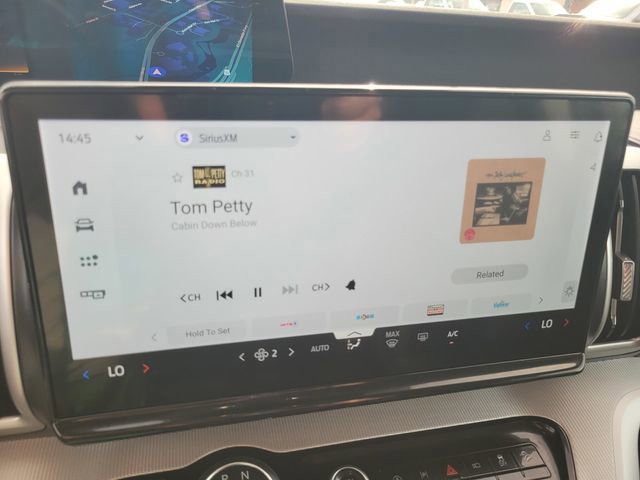 Certified 2025 Ford Expedition Active image 22