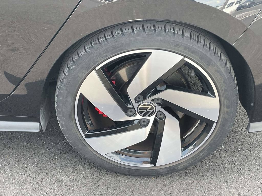 Used 2022 Volkswagen GTI S FWD image 9