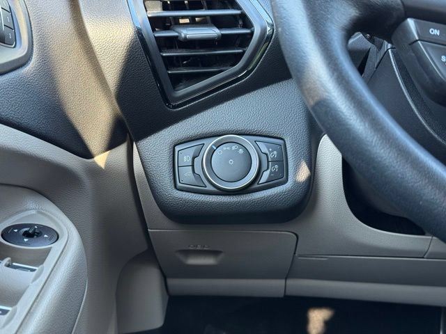 Certified 2019 Ford Escape Titanium w/ U9j03 - Titanium Tow Package AWD/4WD image 32