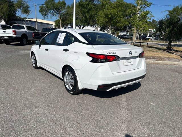 Used 2022 Nissan Versa S FWD image 6