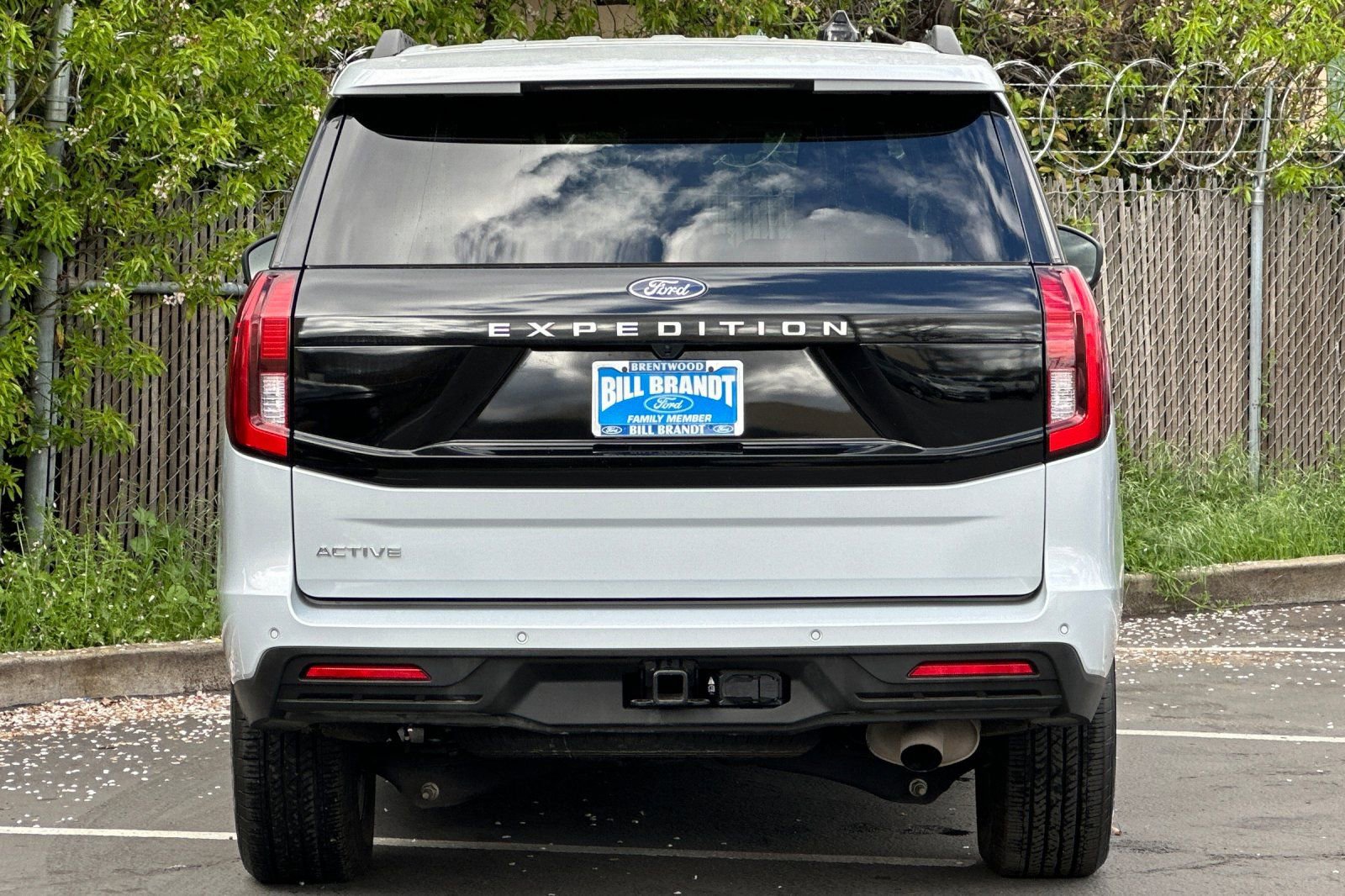 Certified 2025 Ford Expedition Active image 8