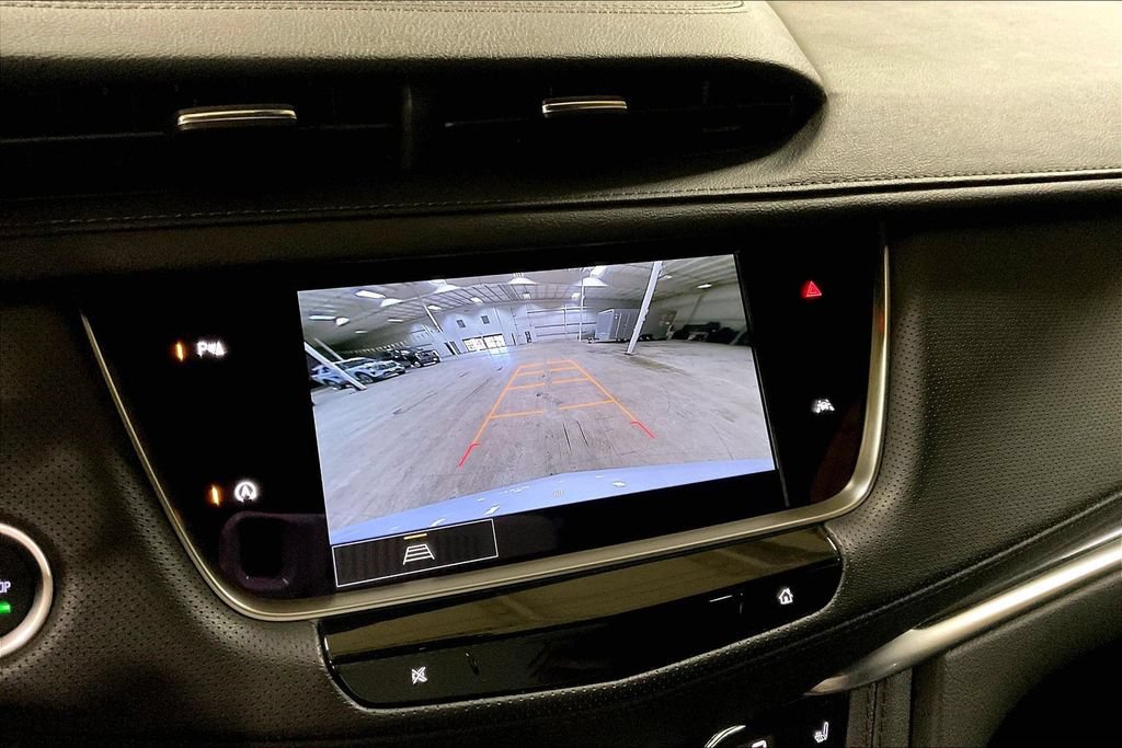 Used 2024 Cadillac XT6 Luxury w/ LPO, Floor Liner Package AWD/4WD image 20
