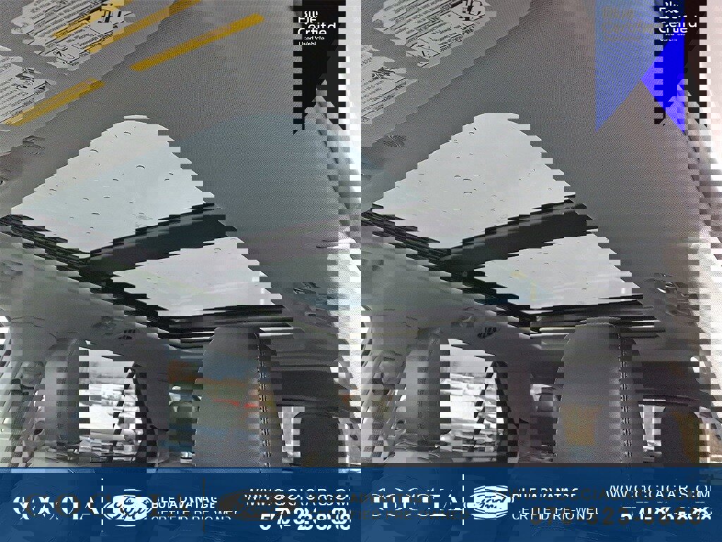 Certified 2022 Ford Explorer XLT w/ Equipment Group 202A image 15