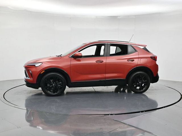 Used 2024 Buick Encore GX Sport Touring FWD image 7