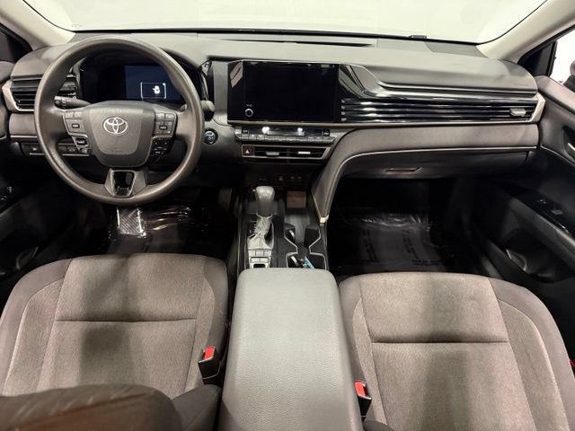 Used 2025 Toyota Camry LE FWD image 33