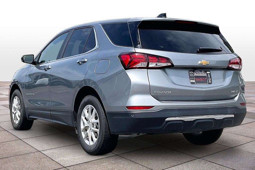 Used 2024 Chevrolet Equinox LT AWD/4WD image 2