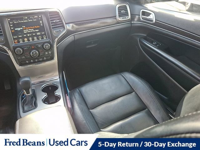 Used 2018 Jeep Grand Cherokee Limited image 16