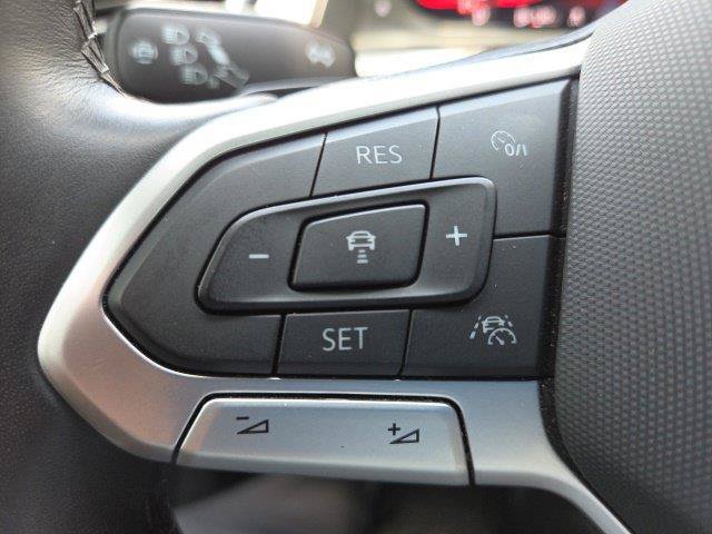 Used 2024 Volkswagen Atlas Cross Sport SEL R-Line AWD/4WD image 40