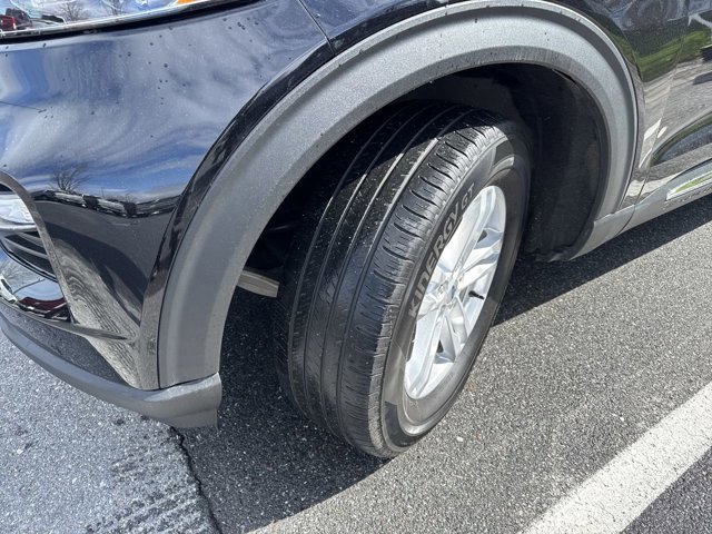 Certified 2023 Ford Explorer XLT w/ Equipment Group 202A AWD/4WD image 2