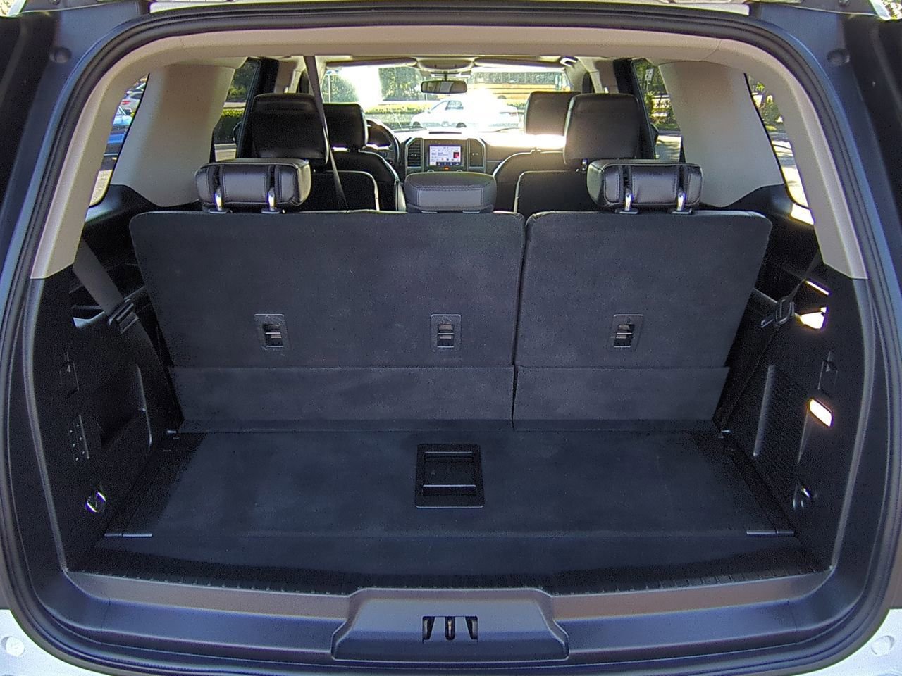 Certified 2021 Ford Expedition Platinum image 13