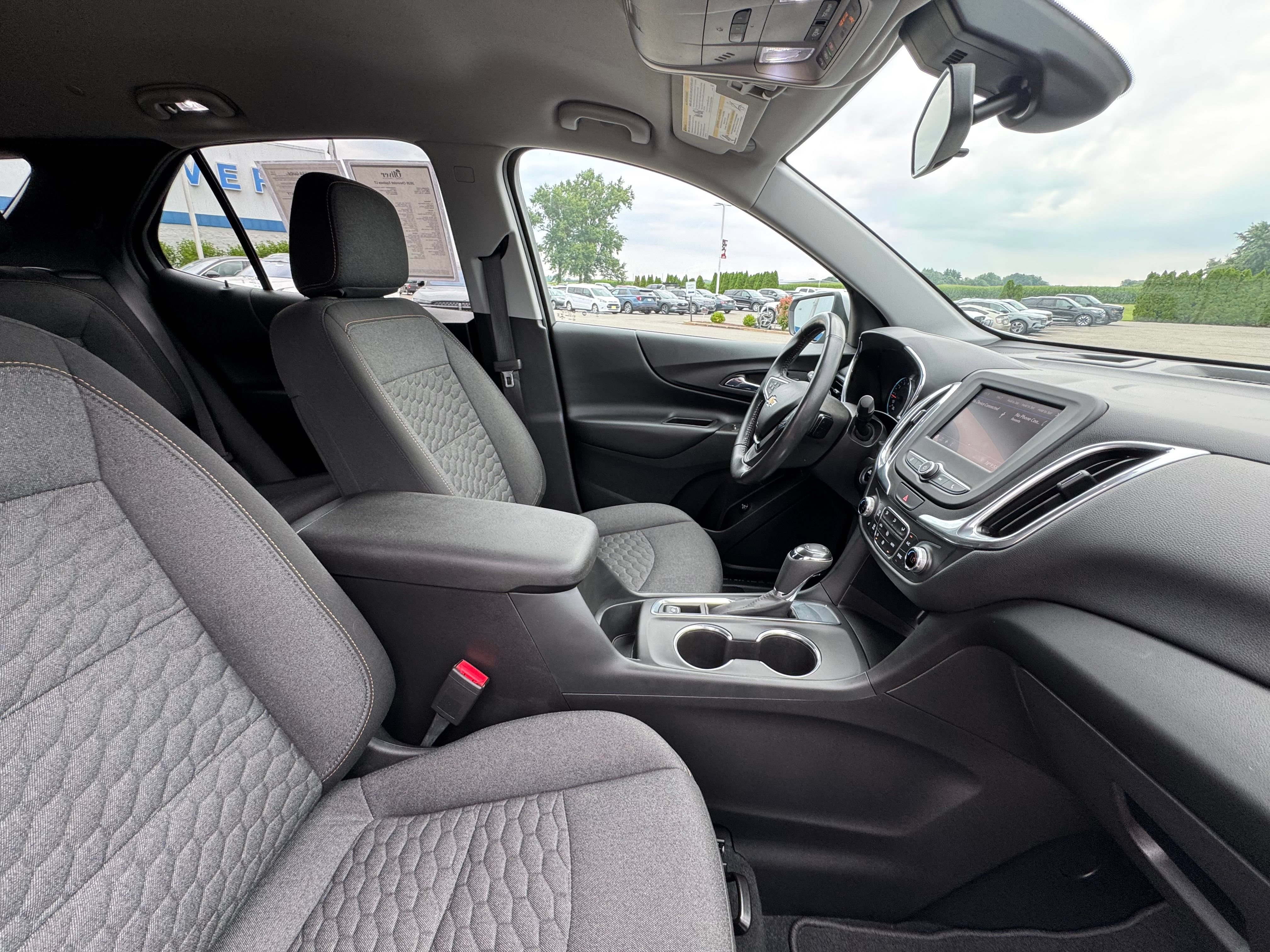 Used 2020 Chevrolet Equinox LT FWD image 14
