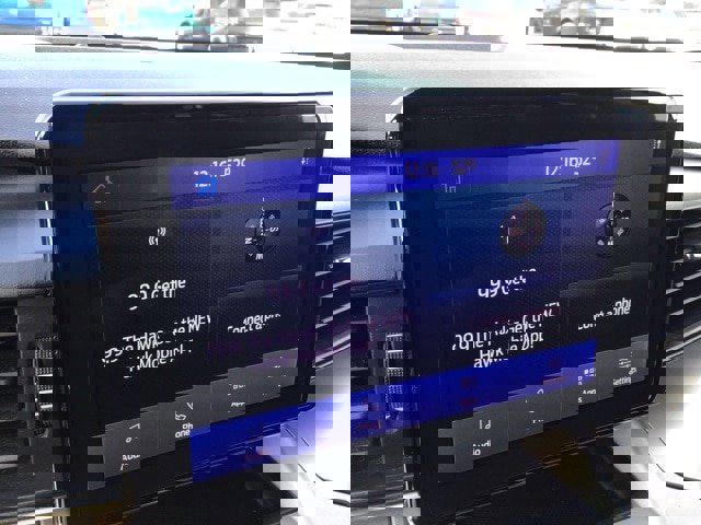 Certified 2022 Ford Explorer XLT image 14