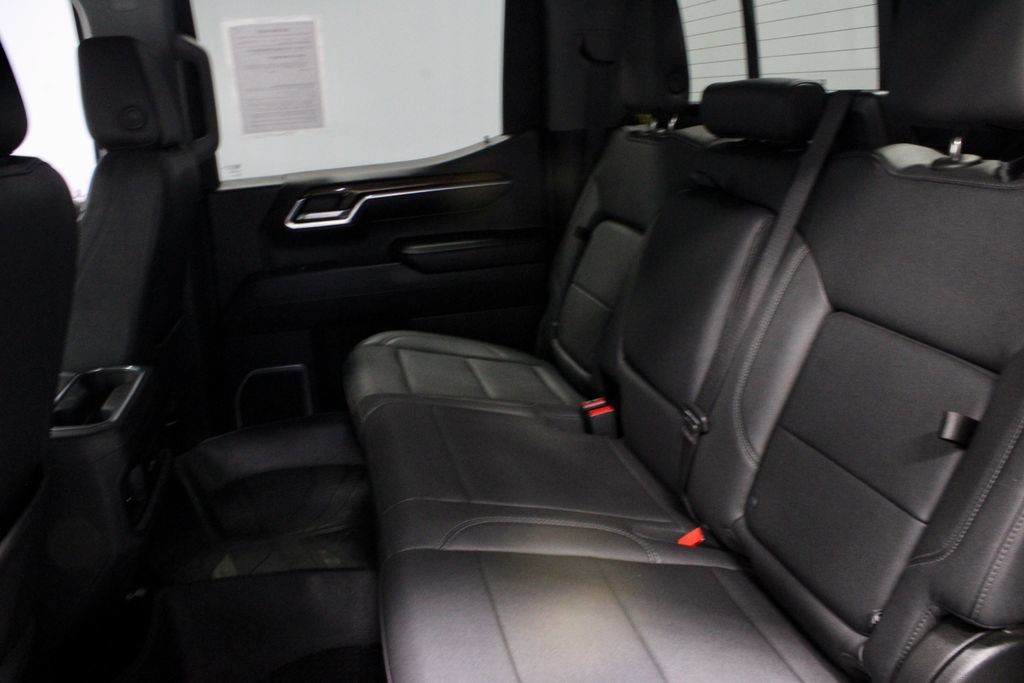 Used 2023 Chevrolet Silverado 1500 RST w/ Redline Edition AWD/4WD image 21