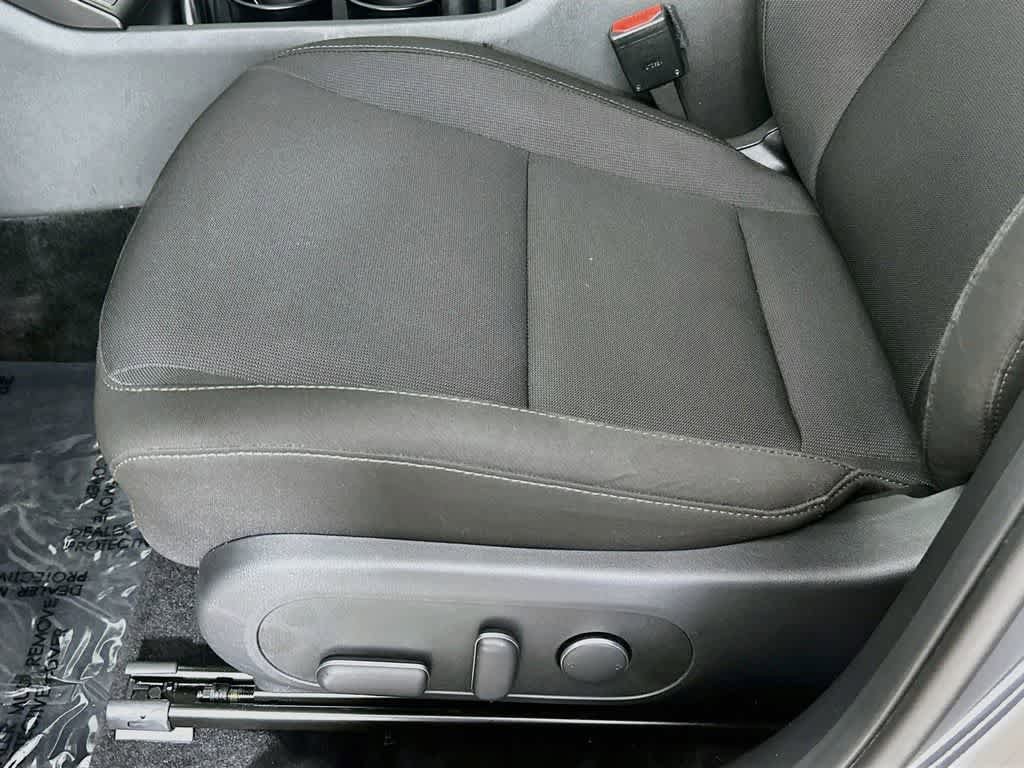 Used 2025 Hyundai Kona SEL FWD image 30