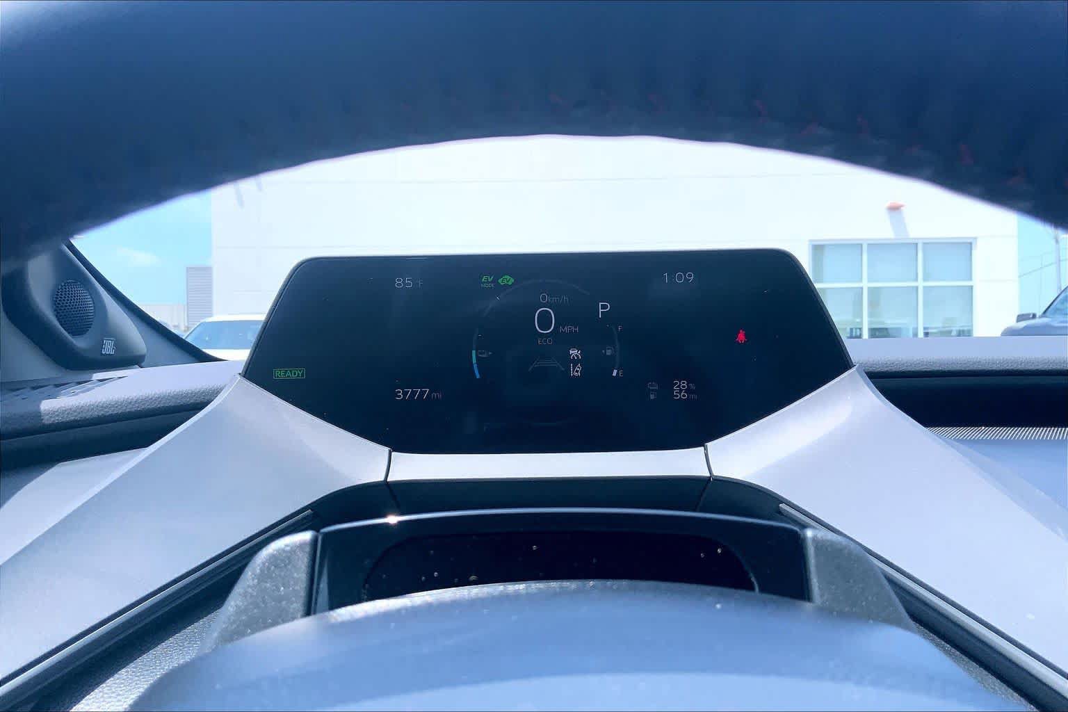 Used 2024 Toyota Prius Prime Premium FWD image 26