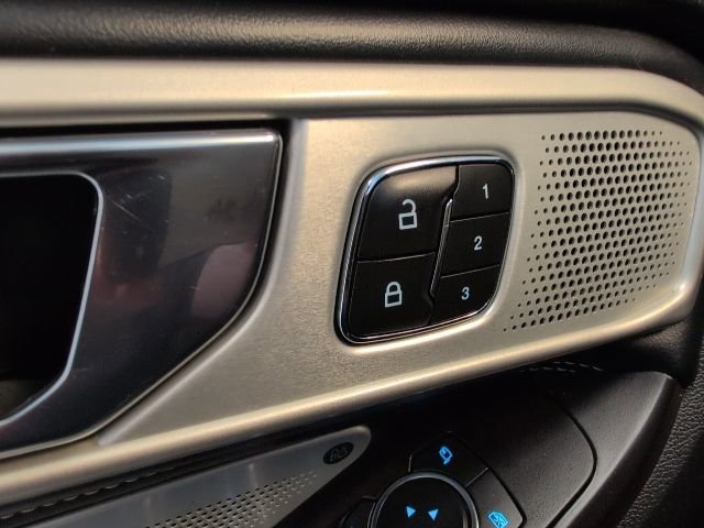 Certified 2020 Ford Explorer ST w/ ST Street Pack image 21