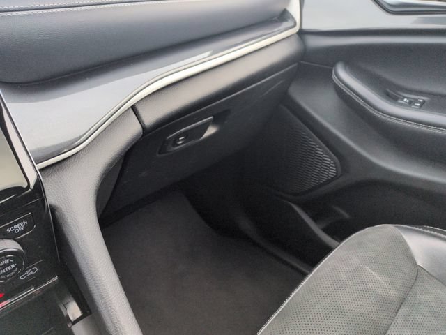 Used 2023 Jeep Grand Cherokee Altitude AWD/4WD image 49