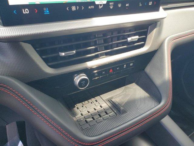 Certified 2025 Ford Explorer ST RWD image 25