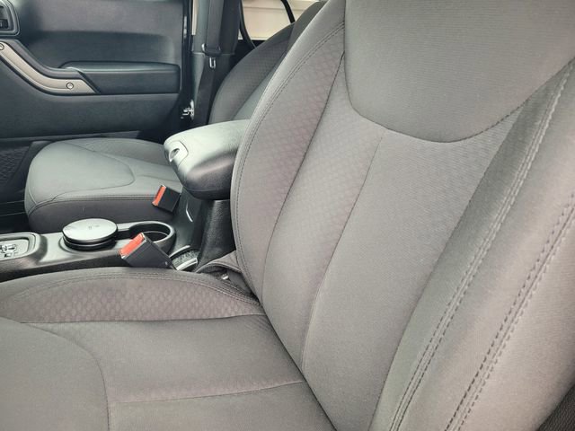 Used 2018 Jeep Wrangler Sport image 11